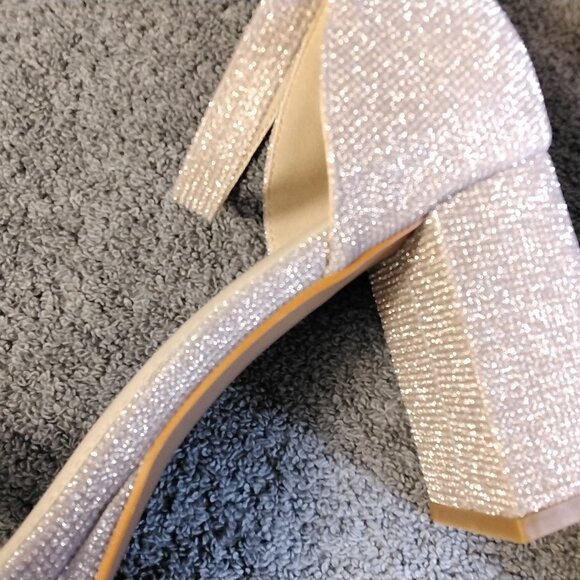Putu Womens Block Heel Sandals Size 11 Champagne Glitter Ankle Strap Open Toe - Picture 11 of 14